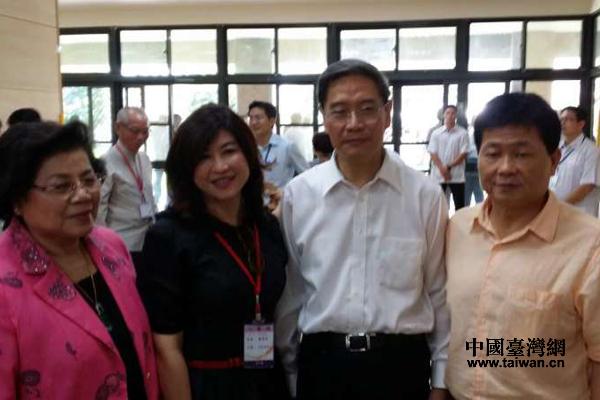 組圖:張志軍探訪臺中霧峰林家 有其后人親切交談