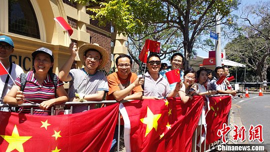 特寫(xiě):感動(dòng)習(xí)近平